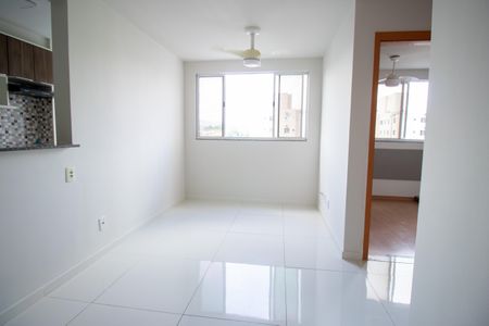 Sala de apartamento para alugar com 2 quartos, 48m² em Colégio, Rio de Janeiro
