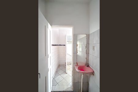 Banheiro de casa para alugar com 1 quarto, 160m² em Vila Ré, São Paulo