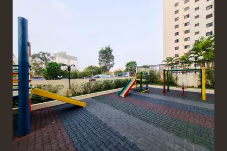 Apartamento à venda com 60m², 2 quartos e 1 vaga Apartamento à venda com 60m², 2 quartos e 1 vagaÁrea comum - Playground