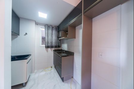Apartamento para alugar com 55m², 2 quartos e 1 vaga Apartamento para alugar com 55m², 2 quartos e 1 vagaCozinha e Área de Serviço