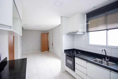 Apartamento para alugar com 49m², 2 quartos e 1 vaga Apartamento para alugar com 49m², 2 quartos e 1 vagaCozinha e Área de Serviço