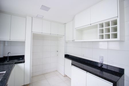 Apartamento para alugar com 49m², 2 quartos e 1 vaga Apartamento para alugar com 49m², 2 quartos e 1 vagaCozinha e Área de Serviço