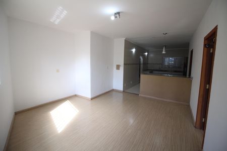 Sala de apartamento para alugar com 2 quartos, 72m² em Eldoradinho, Contagem