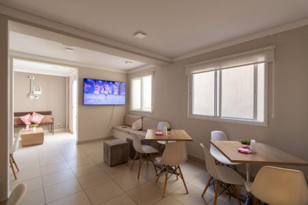 Apartamento para alugar com 32m², 2 quartos e sem vaga Apartamento para alugar com 32m², 2 quartos e sem vagaÁrea Comum - Salão de Festas