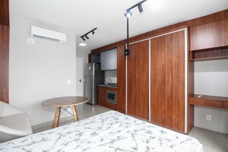 Studio de kitnet/studio para alugar com 1 quarto, 25m² em Pinheiros, São Paulo