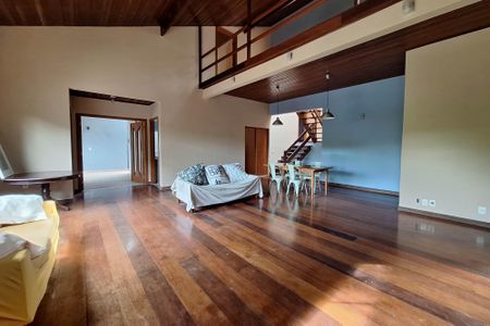 Sala de casa à venda com 4 quartos, 450m² em Engenho do Mato, Niterói