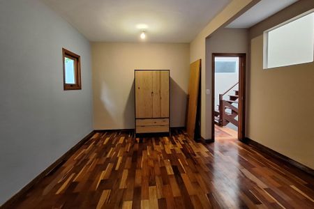 Casa para alugar com 450m², 4 quartos e 4 vagasSuíte 1