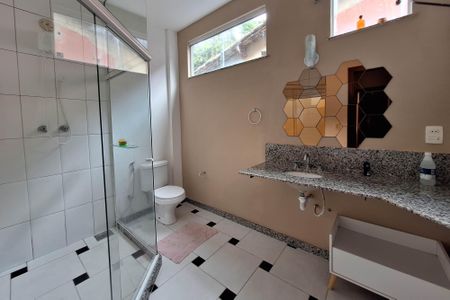 Casa para alugar com 450m², 4 quartos e 4 vagasBanheiro da Suíte 1