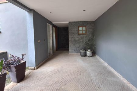 Casa para alugar com 450m², 4 quartos e 4 vagasQuintal