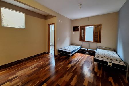 Casa para alugar com 450m², 4 quartos e 4 vagasSuíte 1