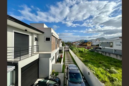 Casa de condomínio para alugar com 137m², 3 quartos e 1 vagaVista