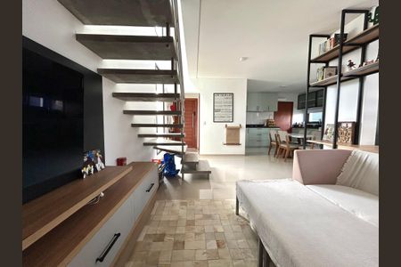 Sala de casa de condomínio para alugar com 3 quartos, 135m² em Campeche, Florianópolis