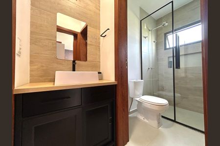 Casa de condomínio para alugar com 137m², 3 quartos e 1 vagaBanheiro Social