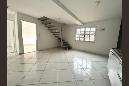Sala/ Cozinha  de casa para alugar com 3 quartos, 88m² em Campeche Central, Florianópolis