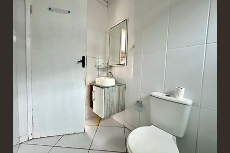 Casa para alugar com 88m², 3 quartos e 1 vaga Casa para alugar com 88m², 3 quartos e 1 vagaBanheiro