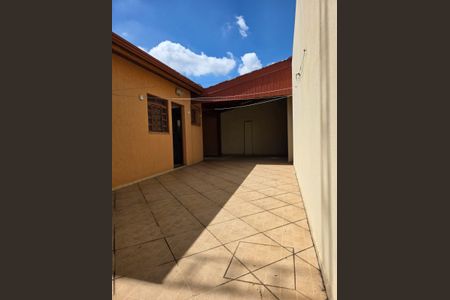 Casa à venda com 169m², 3 quartos e 1 vagaÁrea externa
