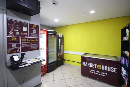 Apartamento para alugar com 65m², 3 quartos e 1 vagaMercado