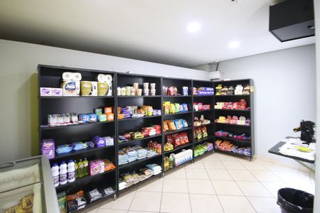 Apartamento para alugar com 65m², 3 quartos e 1 vagaMercado