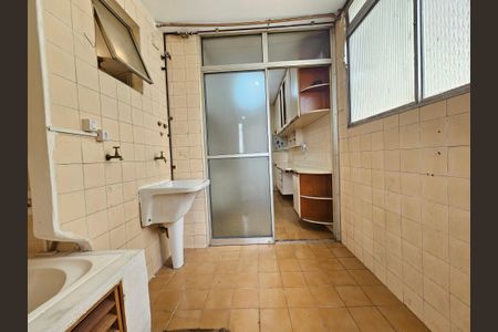Apartamento para alugar com 85m², 3 quartos e 1 vagaÁrea de Serviço