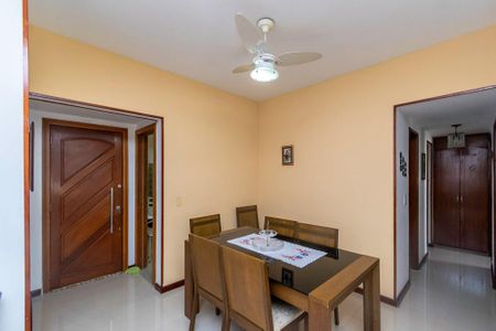 Apartamento à venda com 75m², 3 quartos e 1 vaga Apartamento à venda com 75m², 3 quartos e 1 vagaSala