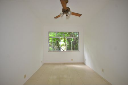 Sala de apartamento para alugar com 2 quartos, 88m² em Praça Seca, Rio de Janeiro