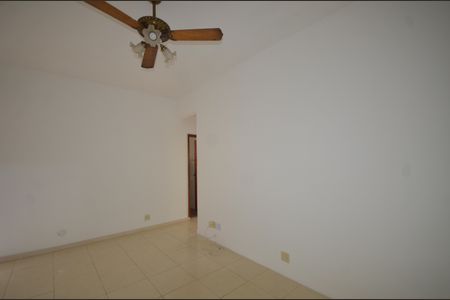 Sala de apartamento para alugar com 2 quartos, 88m² em Praça Seca, Rio de Janeiro