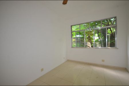 Apartamento para alugar com 88m², 2 quartos e 1 vagaSala