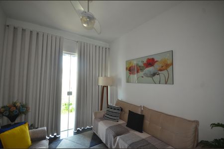 Sala de apartamento para alugar com 3 quartos, 72m² em Vila Valqueire, Rio de Janeiro