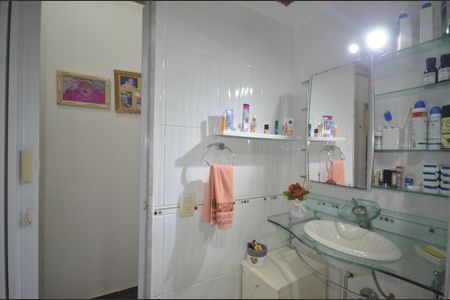 Apartamento para alugar com 72m², 3 quartos e 1 vagaBanheiro 2