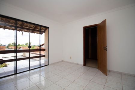 Casa de condomínio para alugar com 400m², 4 quartos e 5 vagasSuíte Master