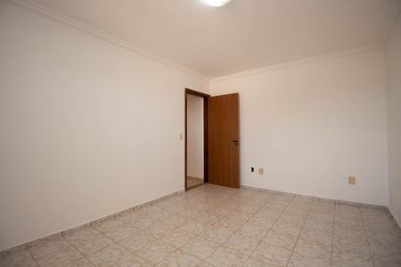 Casa de condomínio para alugar com 400m², 4 quartos e 5 vagasQuarto