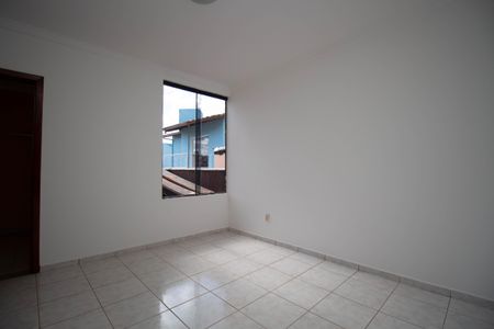 Casa de condomínio para alugar com 400m², 4 quartos e 5 vagasSuíte 2