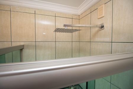 Casa de condomínio para alugar com 400m², 4 quartos e 5 vagasBanheiro da Suíte Master