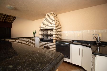 Casa de condomínio para alugar com 400m², 4 quartos e 5 vagasChurrasqueira