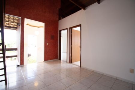 Casa de condomínio para alugar com 400m², 4 quartos e 5 vagasCorredor