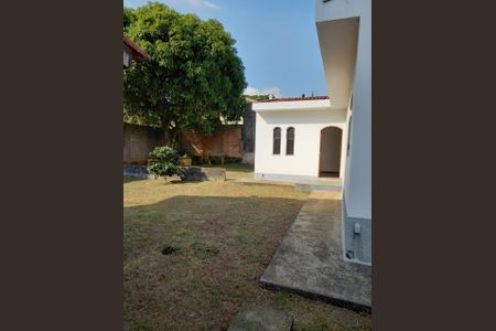 Casa à venda com 720m², 3 quartos e 4 vagas Casa à venda com 720m², 3 quartos e 4 vagasÁrea externa
