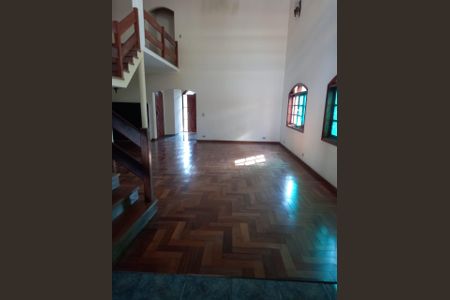 Sala de casa à venda com 3 quartos, 720m² em Interlagos, São Paulo