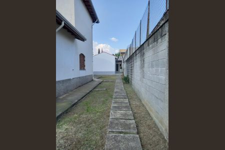 Casa à venda com 720m², 3 quartos e 4 vagas Casa à venda com 720m², 3 quartos e 4 vagasÁrea externa