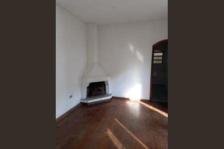 Casa à venda com 720m², 3 quartos e 4 vagas Casa à venda com 720m², 3 quartos e 4 vagasSala