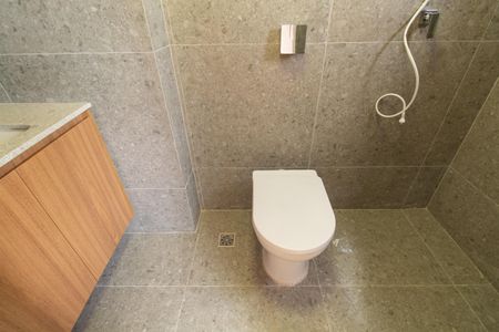 Apartamento à venda com 120m², 3 quartos e 1 vaga Apartamento à venda com 120m², 3 quartos e 1 vagaBanheiro da Suíte