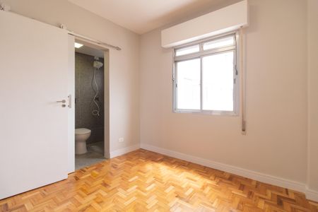 Apartamento à venda com 120m², 3 quartos e 1 vaga Apartamento à venda com 120m², 3 quartos e 1 vagaSuíte