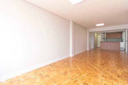 Apartamento à venda com 120m², 3 quartos e 1 vaga Apartamento à venda com 120m², 3 quartos e 1 vagaSala