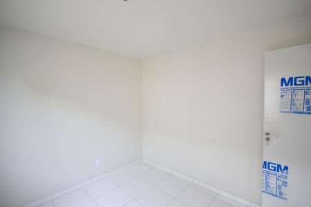 Quarto 1 de apartamento para alugar com 2 quartos, 41m² em Chique, Nova Iguaçu