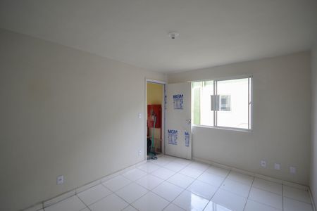 Sala de apartamento para alugar com 2 quartos, 41m² em Chique, Nova Iguaçu