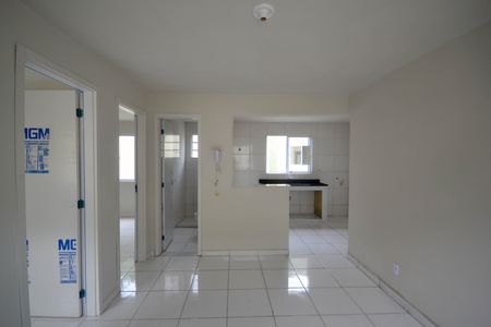Sala de apartamento para alugar com 2 quartos, 41m² em Chique, Nova Iguaçu