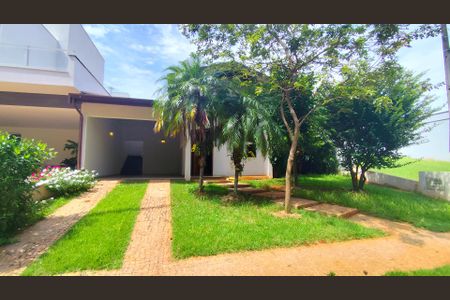 Casa de condomínio para alugar com 151m², 3 quartos e 2 vagas