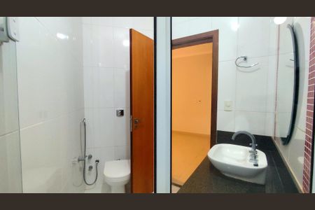 Casa de condomínio para alugar com 151m², 3 quartos e 2 vagas
