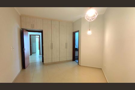 Casa de condomínio para alugar com 151m², 3 quartos e 2 vagas