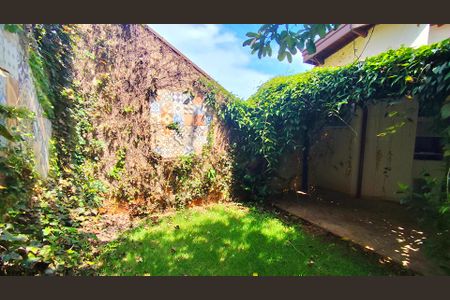 Casa de condomínio para alugar com 151m², 3 quartos e 2 vagas