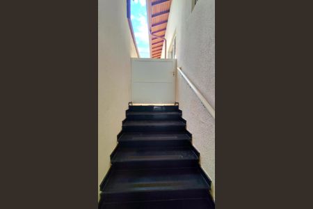 Casa de condomínio para alugar com 151m², 3 quartos e 2 vagas